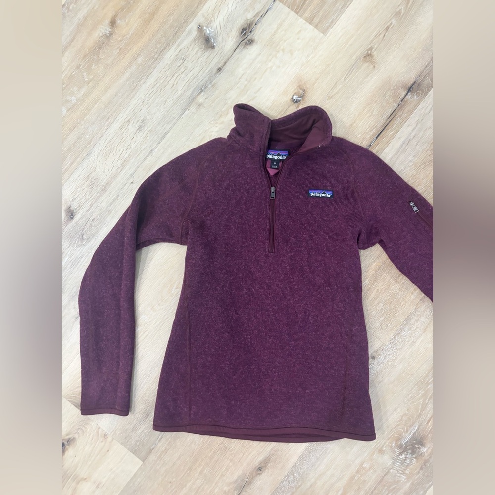 Patagonia Women's Burgundy 3/4 zip pullover